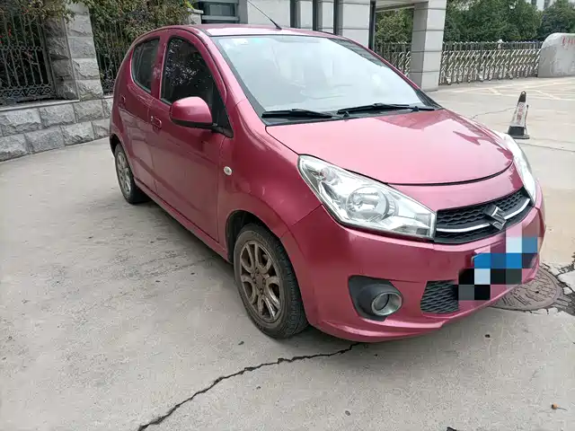  Suzuki Alto 2013 1.0L Automatic Deluxe