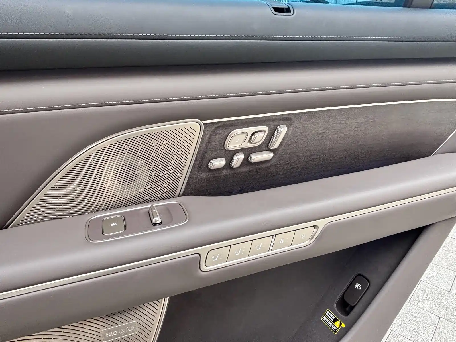 Фото 30 - NIO ES8