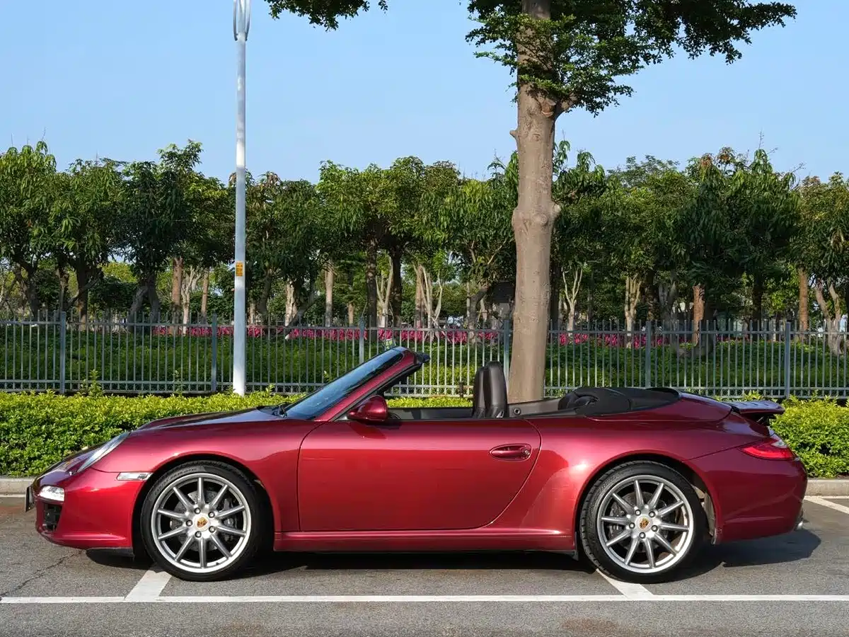 Porsche 911 2010 Carrera Cabriolet 3.6L фото 8