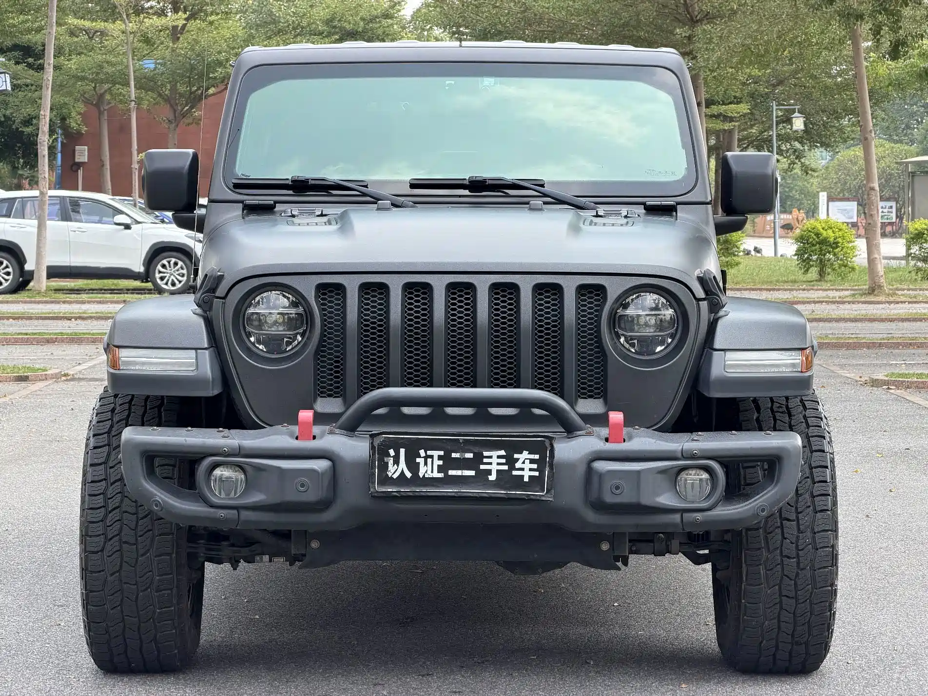 Фото 2 - Jeep Wrangler