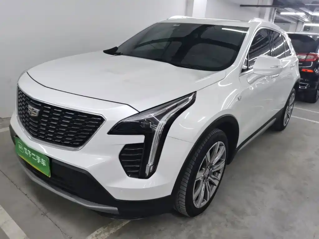 صورة 1 - Cadillac XT4