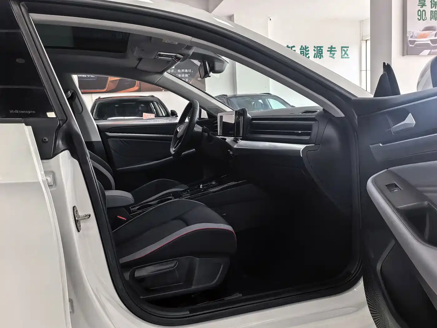 Volkswagen Lamando, миниатюра 19