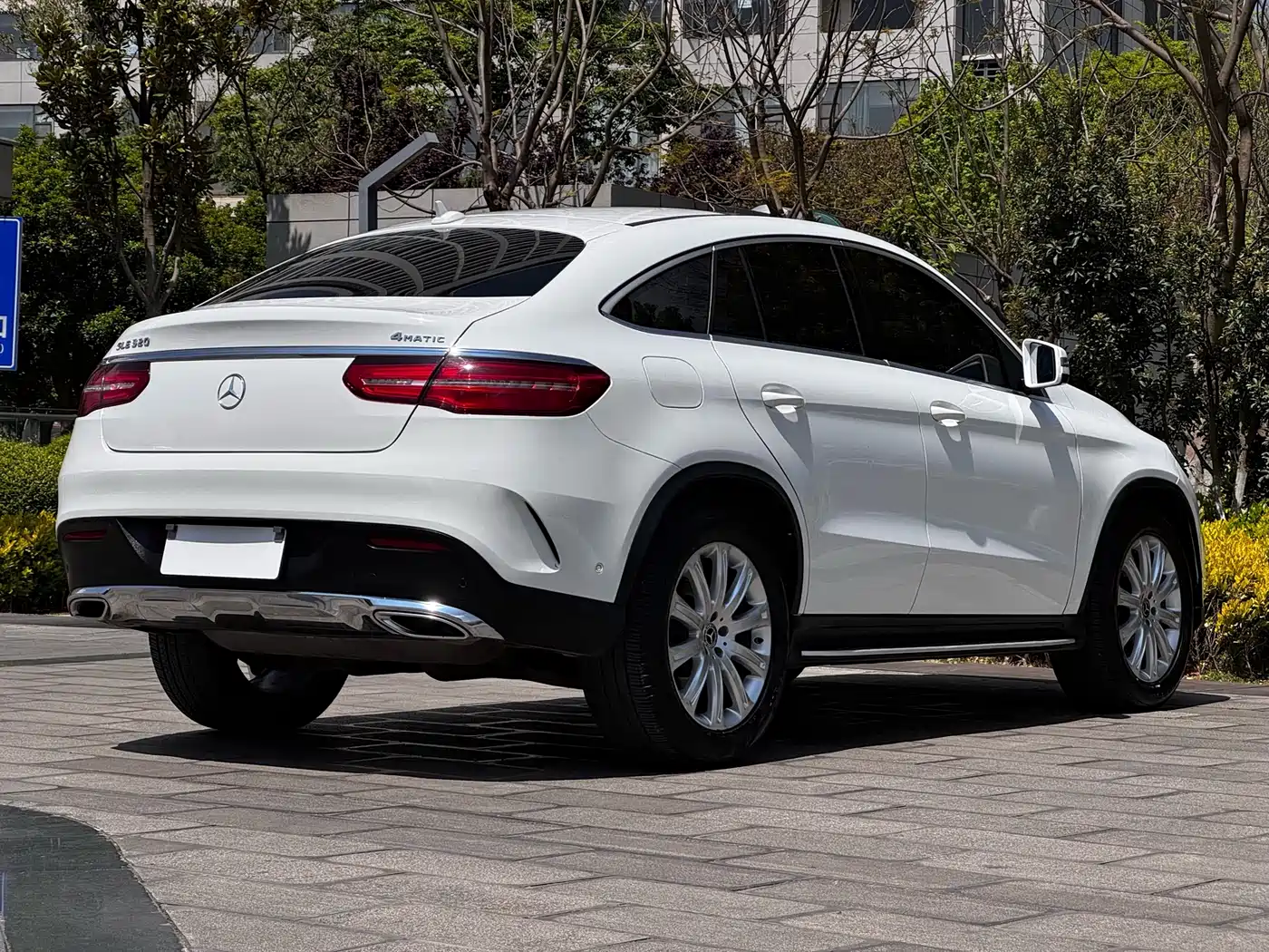 Mercedes-Benz GLE Coupe 2017 GLE 320 4MATIC Coupe SUV фото 5