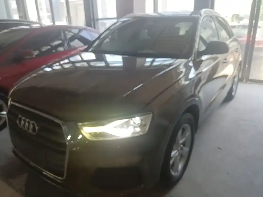 Фото 1 - Audi Q3