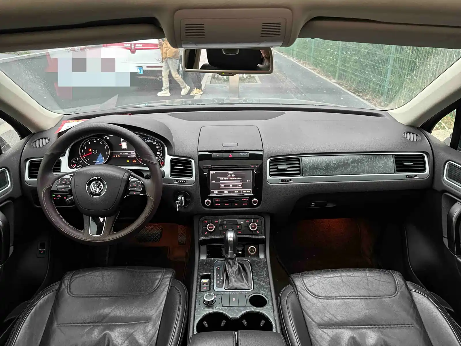 صورة 15 - Volkswagen Touareg
