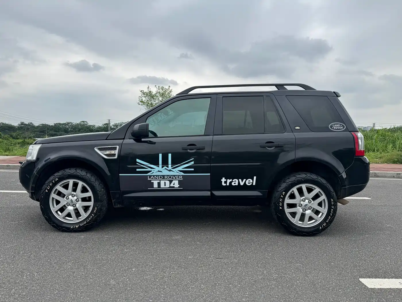 Land Rover Freelander 2 2010 2.2 TD4 Automatic SE Diesel фото 24