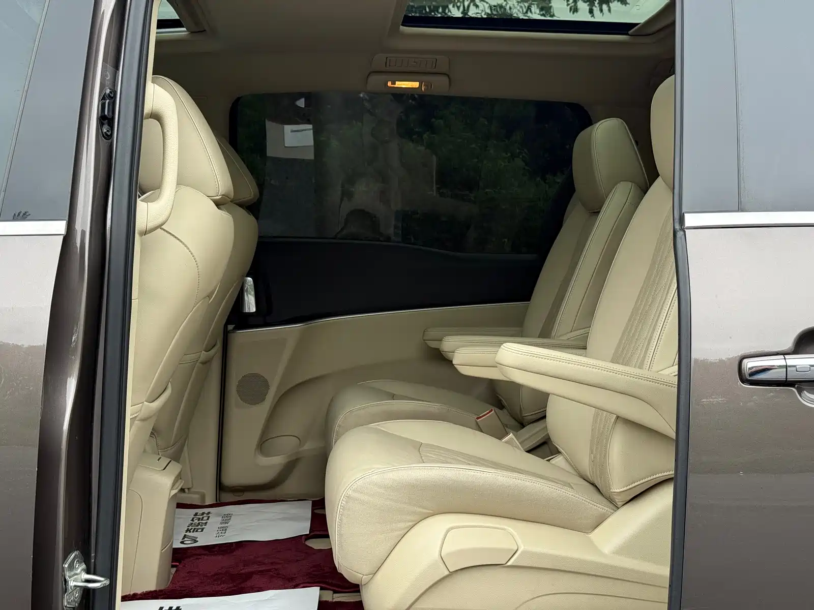 Фото 8 - Buick GL8