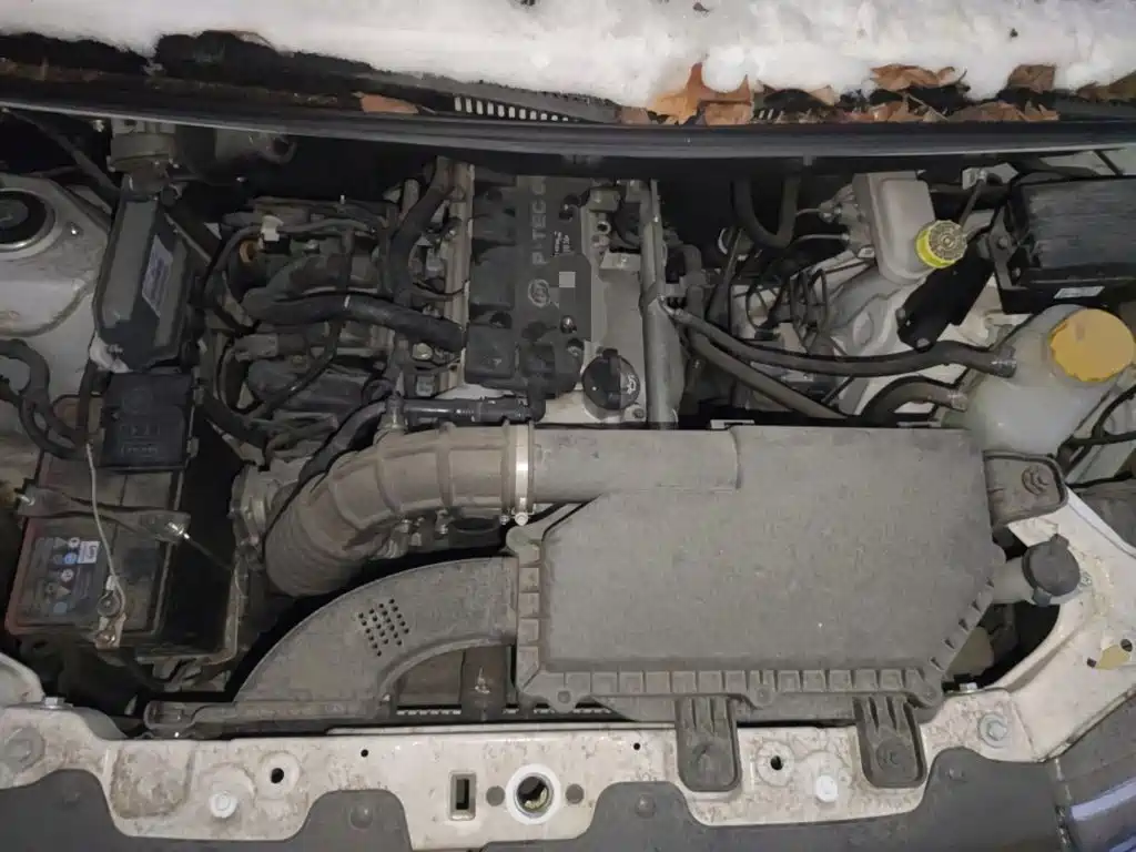 Wuling Motors Wuling Hongguang V 2024 2022 1.5L Dynamic Luxury Edition Hydraulic Power Steering LAR