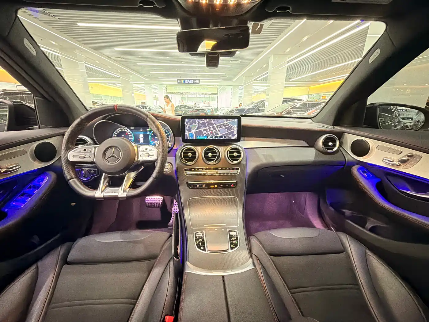 MERCEDES-BENZ GLC AMG