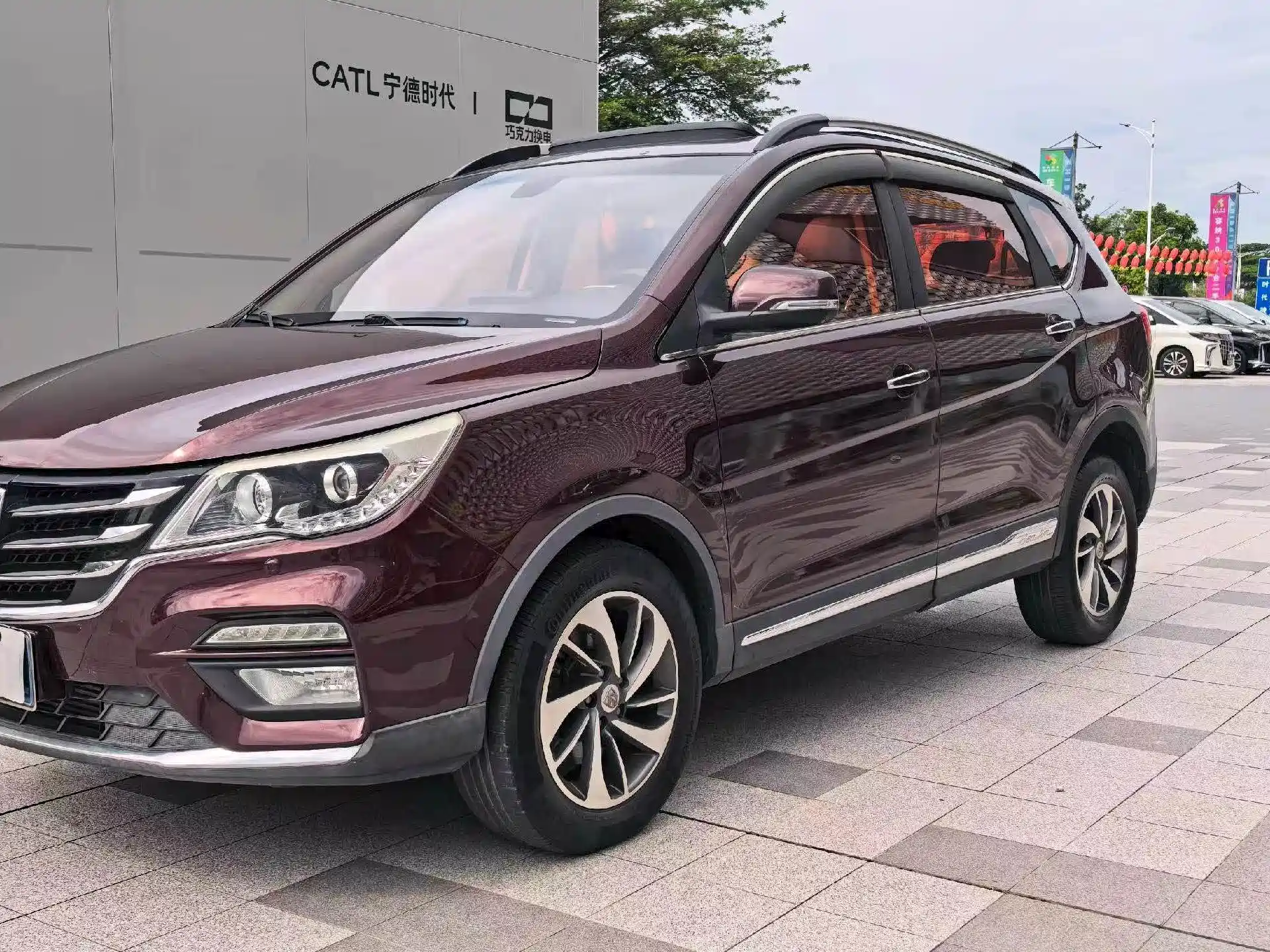 Фото 3 - Baojun 560