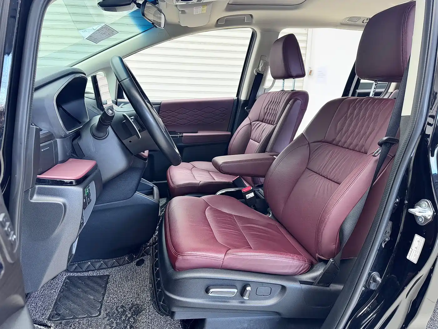Honda Elysion 2023 2022 2.0L e:HEV Supreme Edition