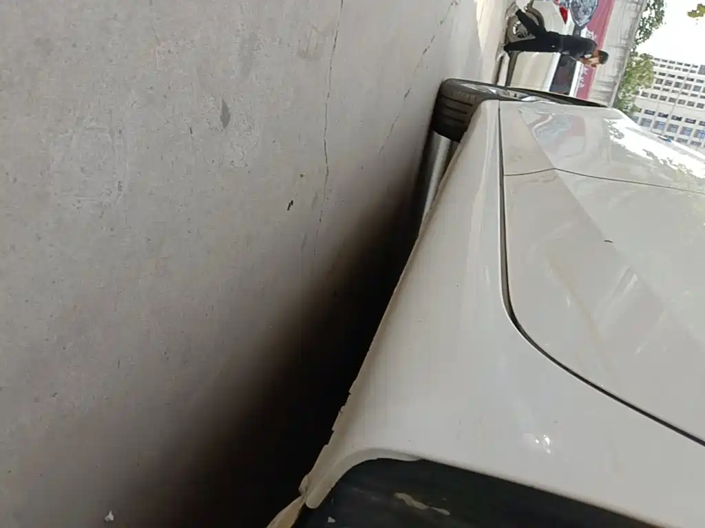 Roewe i6 2017 2017 20T Auto Flagship Edition