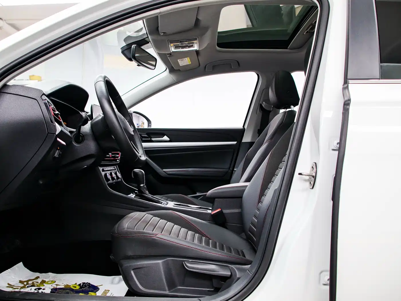 Volkswagen Lavida 2023 280TSI DSG Starlight Comfort Edition фото 12
