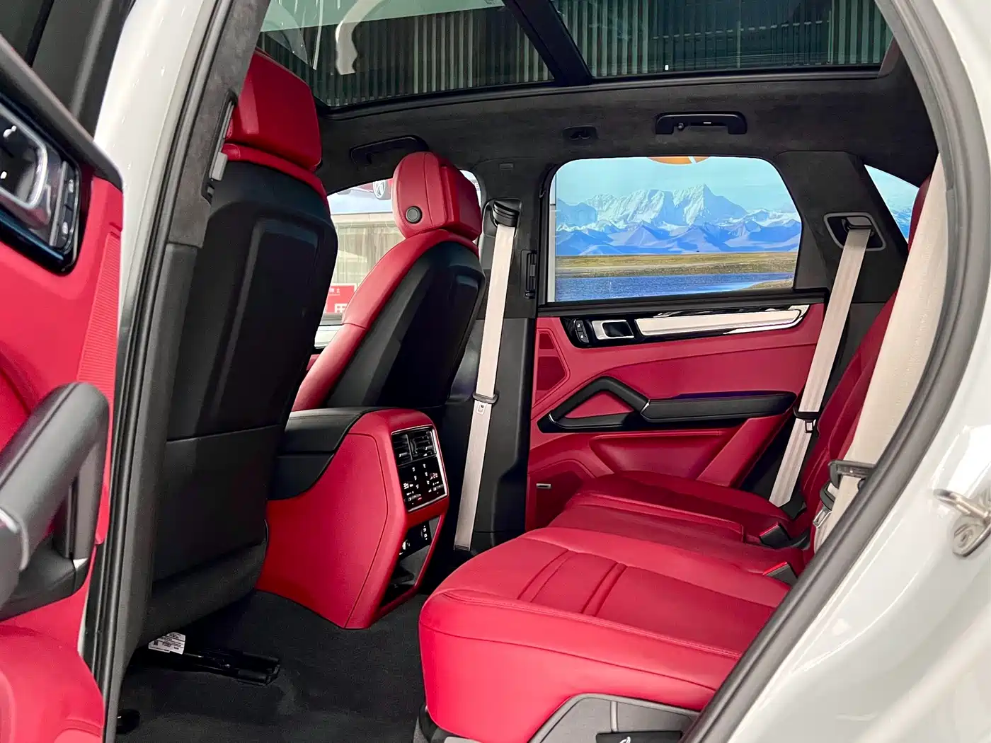 Porsche Cayenne New Energy 2023 2023 Cayenne E-Hybrid 2.0T Platinum Edition