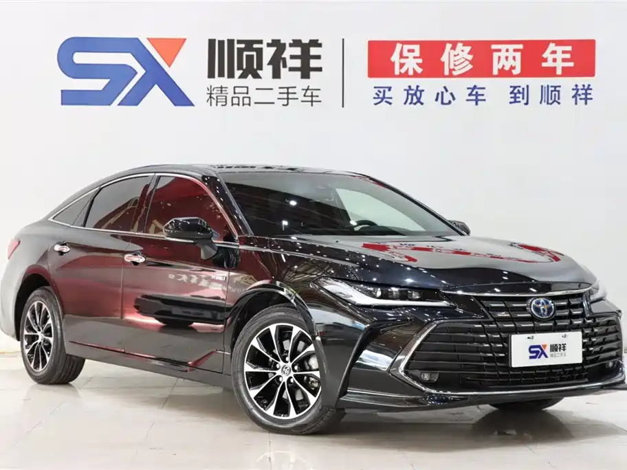 Toyota Avalon 2023 Hybrid 2.5L Luxury Edition фото 3