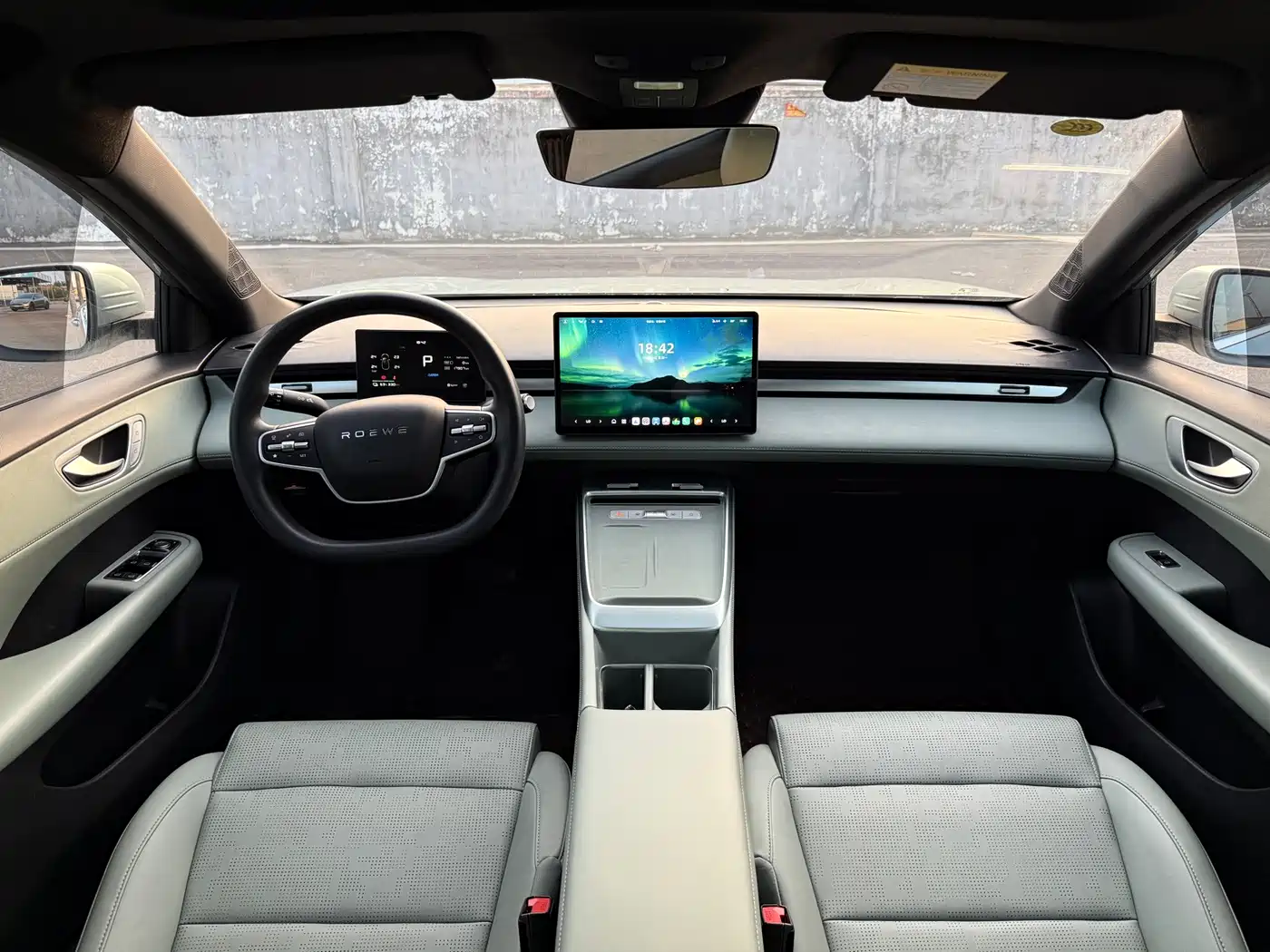 Roewe D6 2025 2025 520km Premium Edition