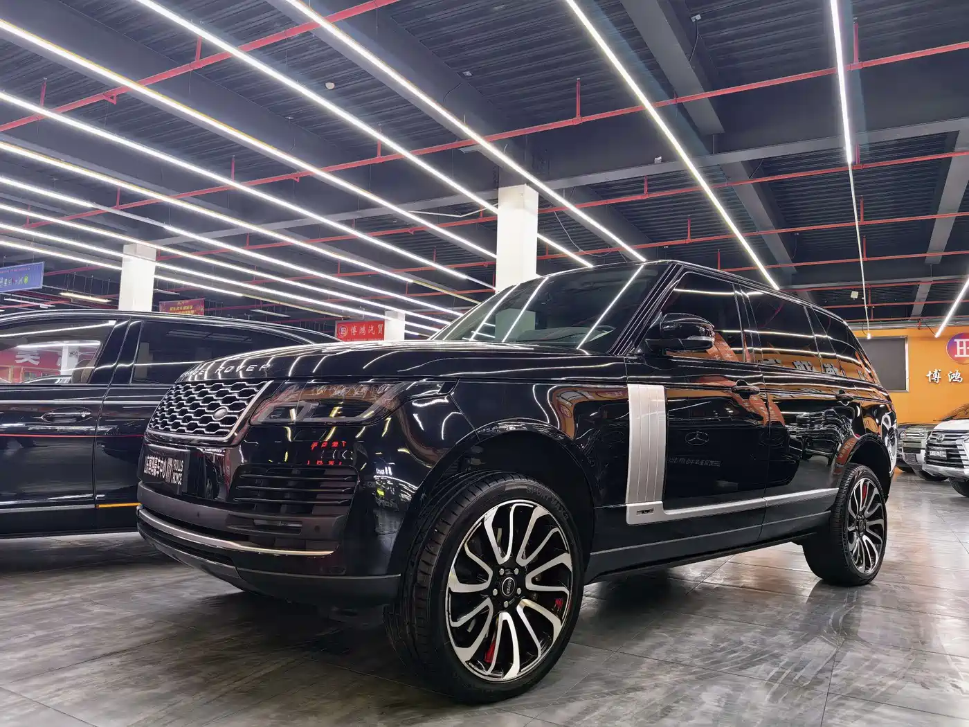 Land Rover Range Rover 2022 — пригон из Китая