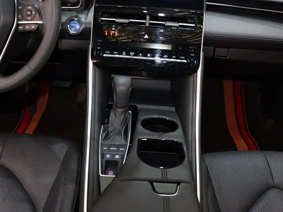 Toyota Avalon 2023 Hybrid 2.5L Luxury Edition фото 15
