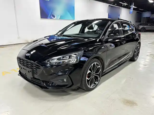  Ford Focus 2021 Hatchback EcoBoost 180 Automatic ST Line