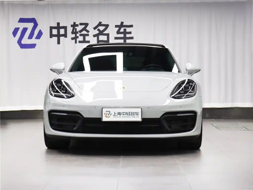  PANAMERA