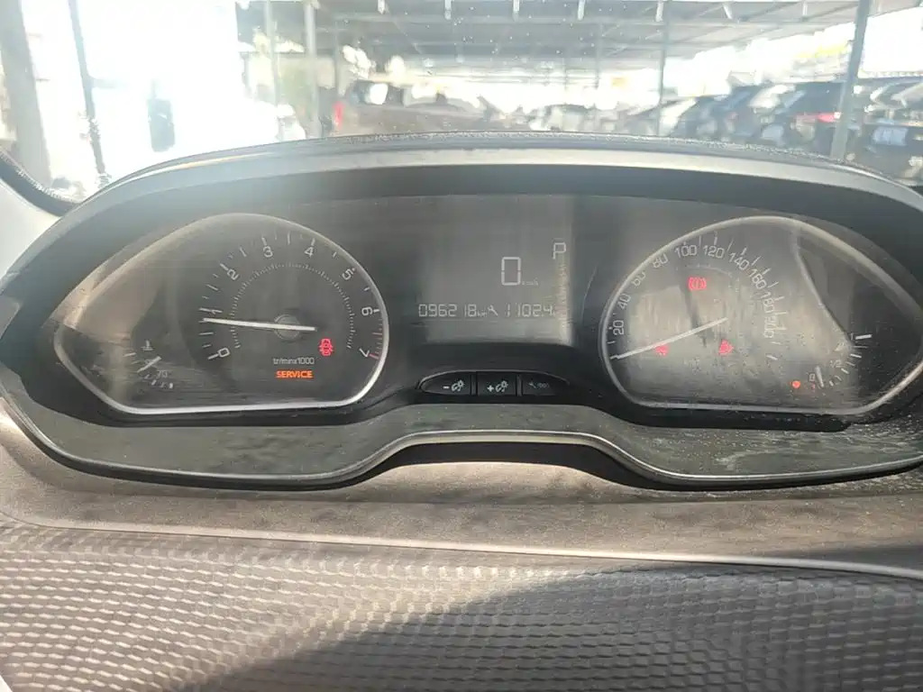 Photo 12 - Peugeot 2008