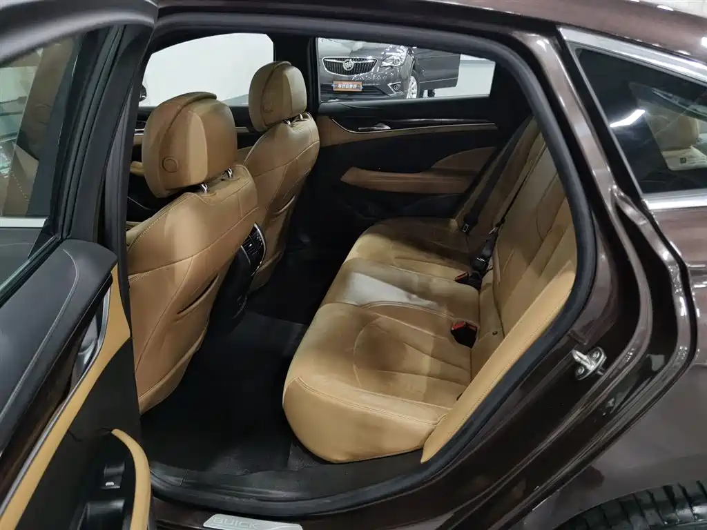 Buick LaCrosse 2018 Model 28T Elite Edition фото 15
