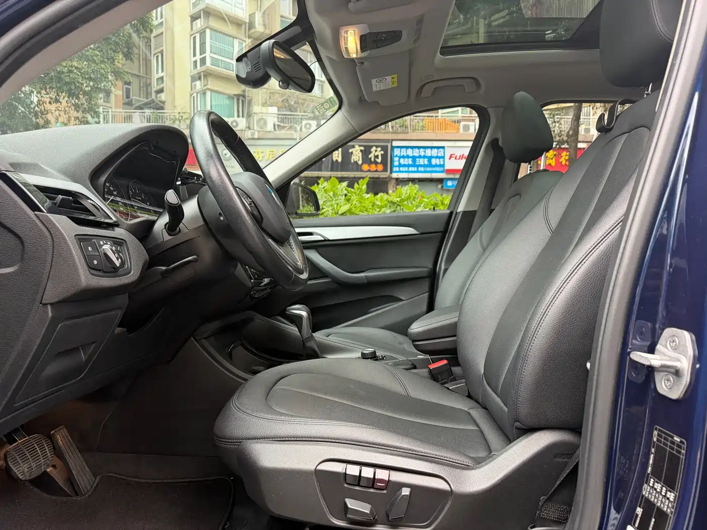 BMW X1 2018 sDrive20Li Leading Model фото 5