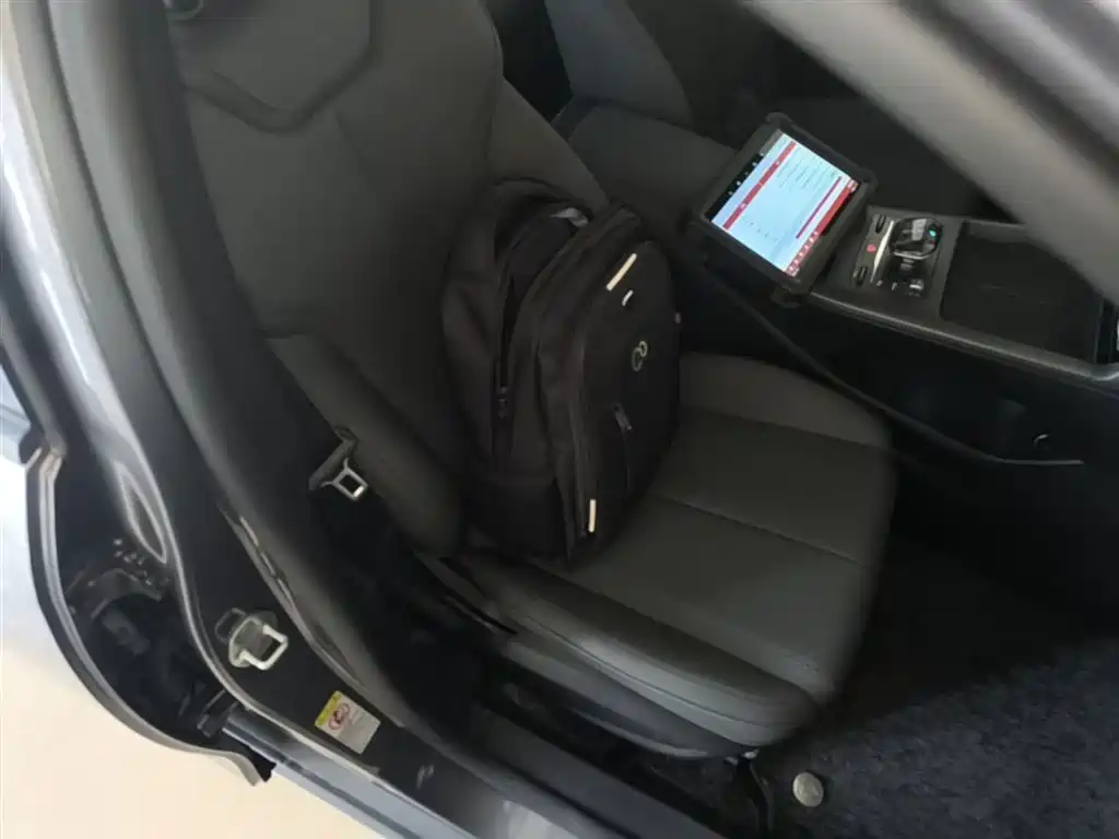 BYD Qin PLUS 2025 DM-i Smart Drive 55KM Leader фото 25