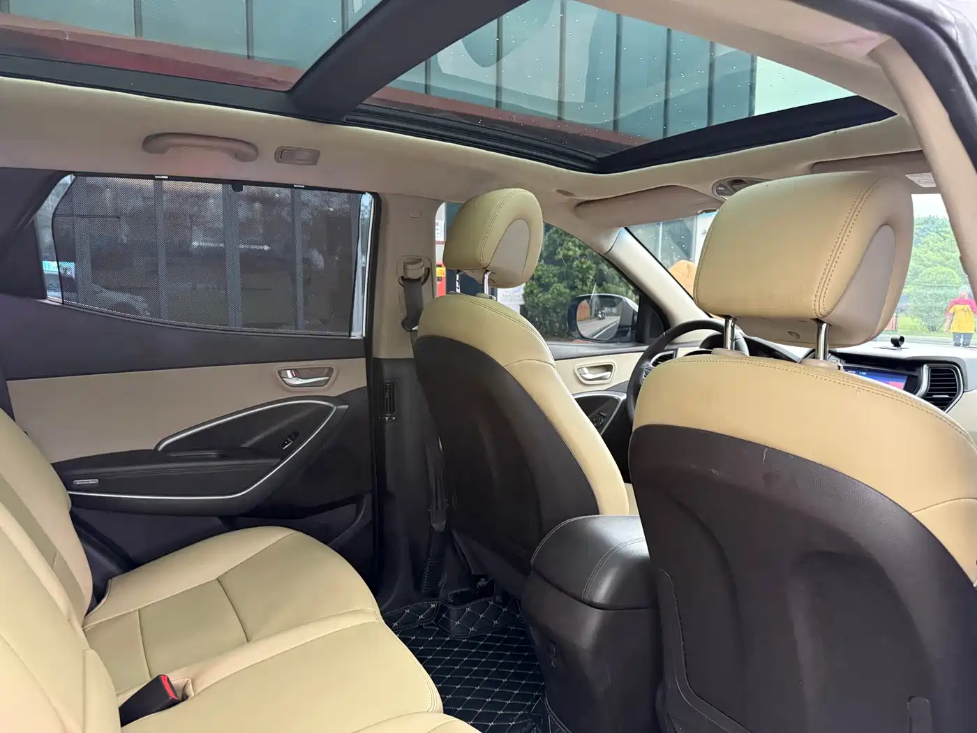 Hyundai Santa Fe 2013 Model 2.4L Automatic 2WD Smart фото 18