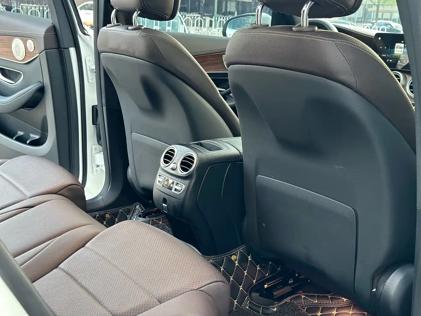 Mercedes-Benz GLC 2021 GLC 300 L 4MATIC Sporty фото 11