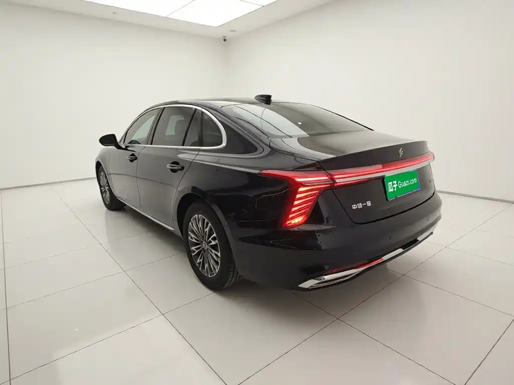 Hongqi H5 2026 2025 1.5T DCT Flag Rhythm 500,000 Units Memorial Edition