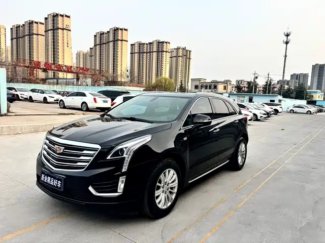 CADILLAC XT5