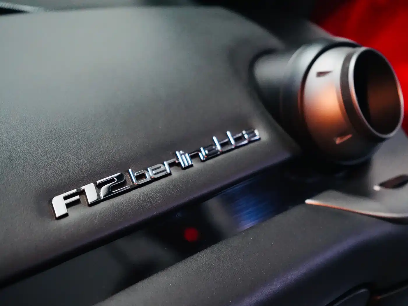 Ferrari F12berlinetta 2014 2013 6.3L Standard
