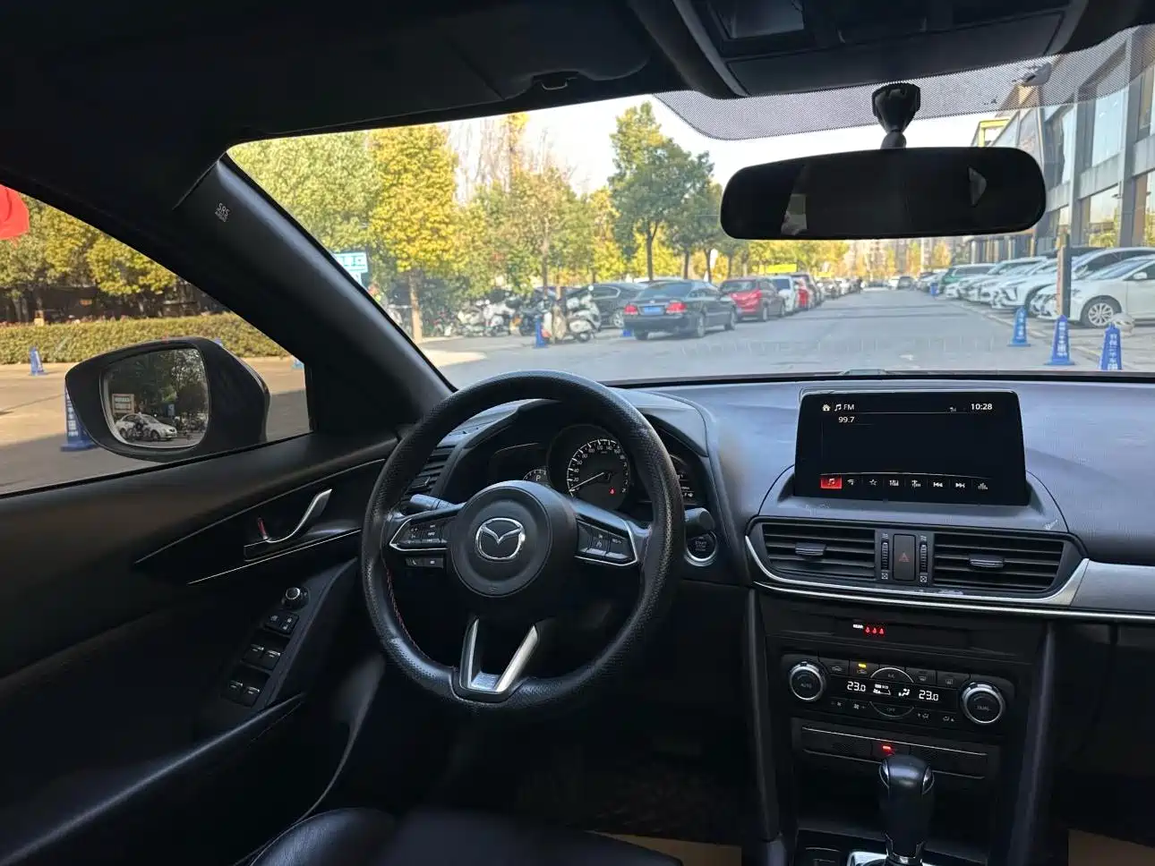 Фото 20 - Mazda CX-4