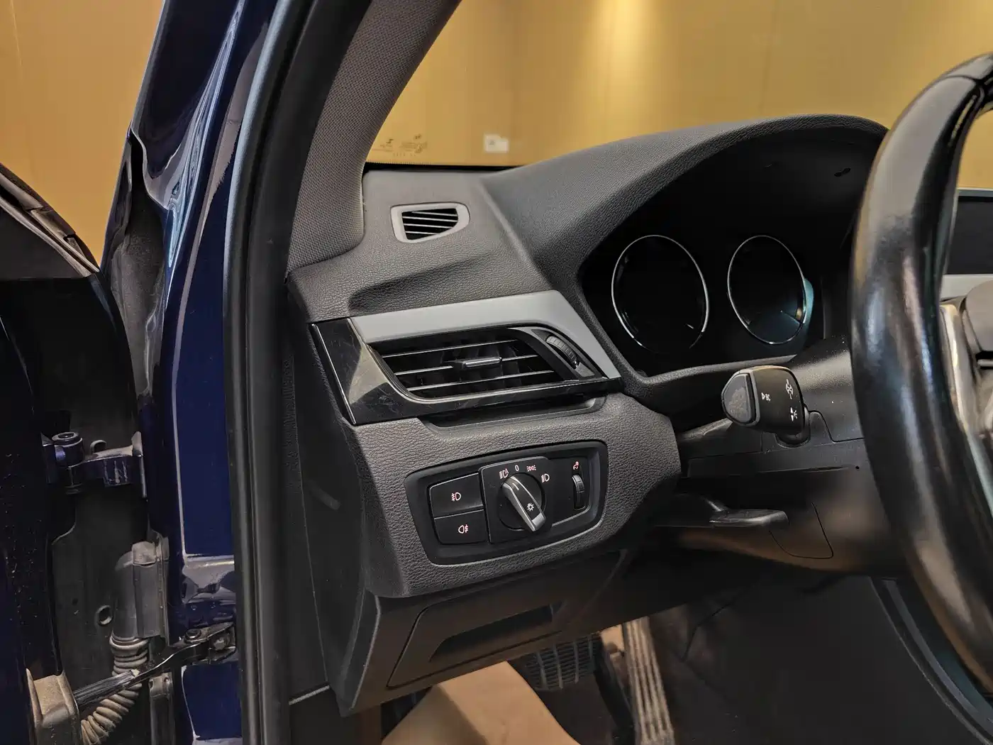 BMW X1 2019 sDrive20Li Leading Model фото 11