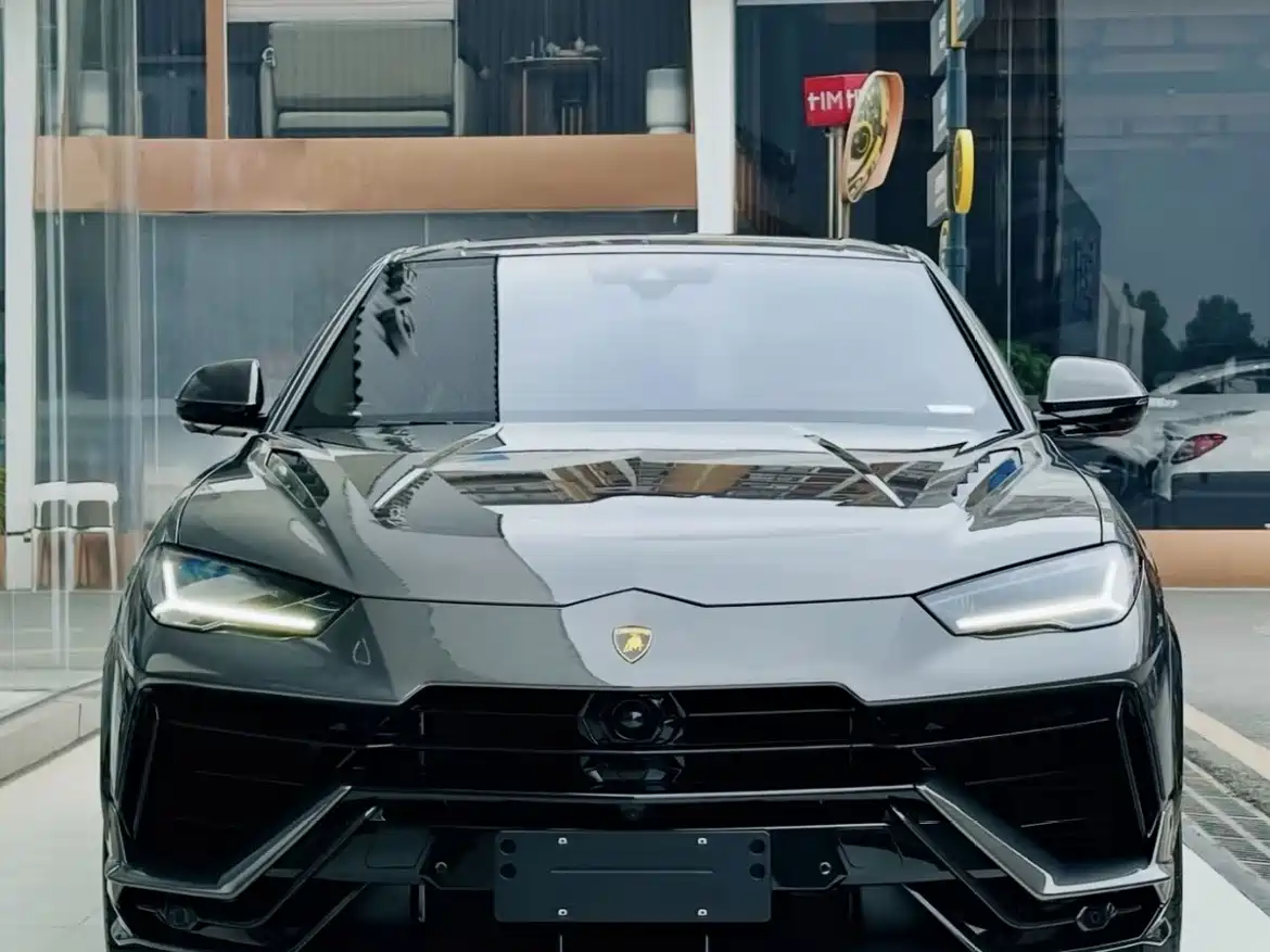 Lamborghini Urus 2018 4.0T V8