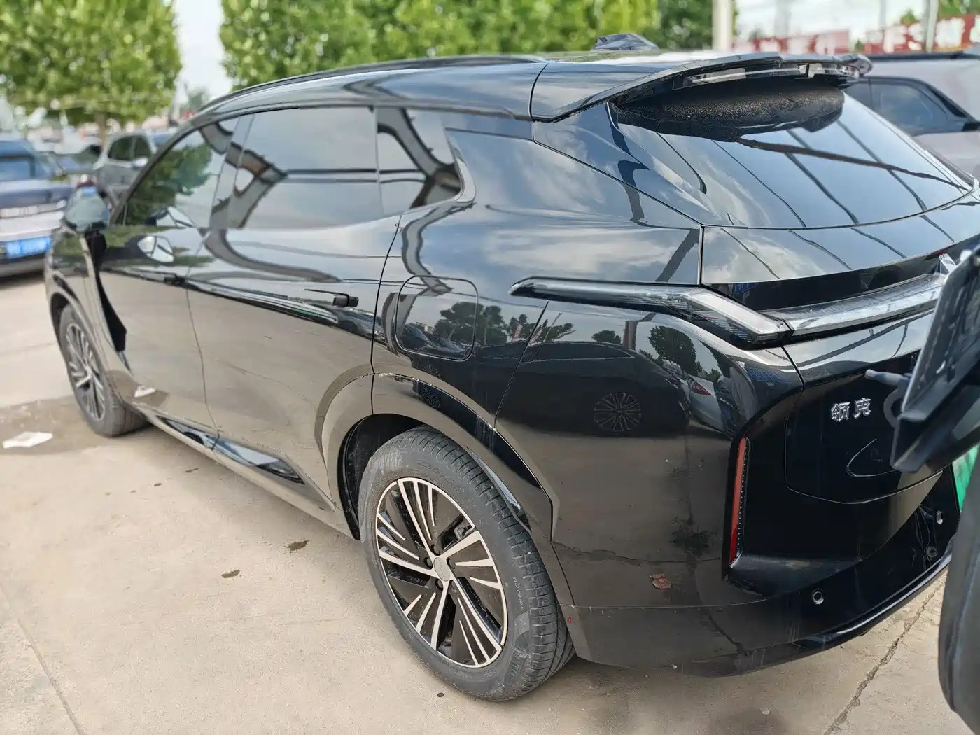 Lynk & Co 08 EM-P 2024 120km Long Range Plus фото 6