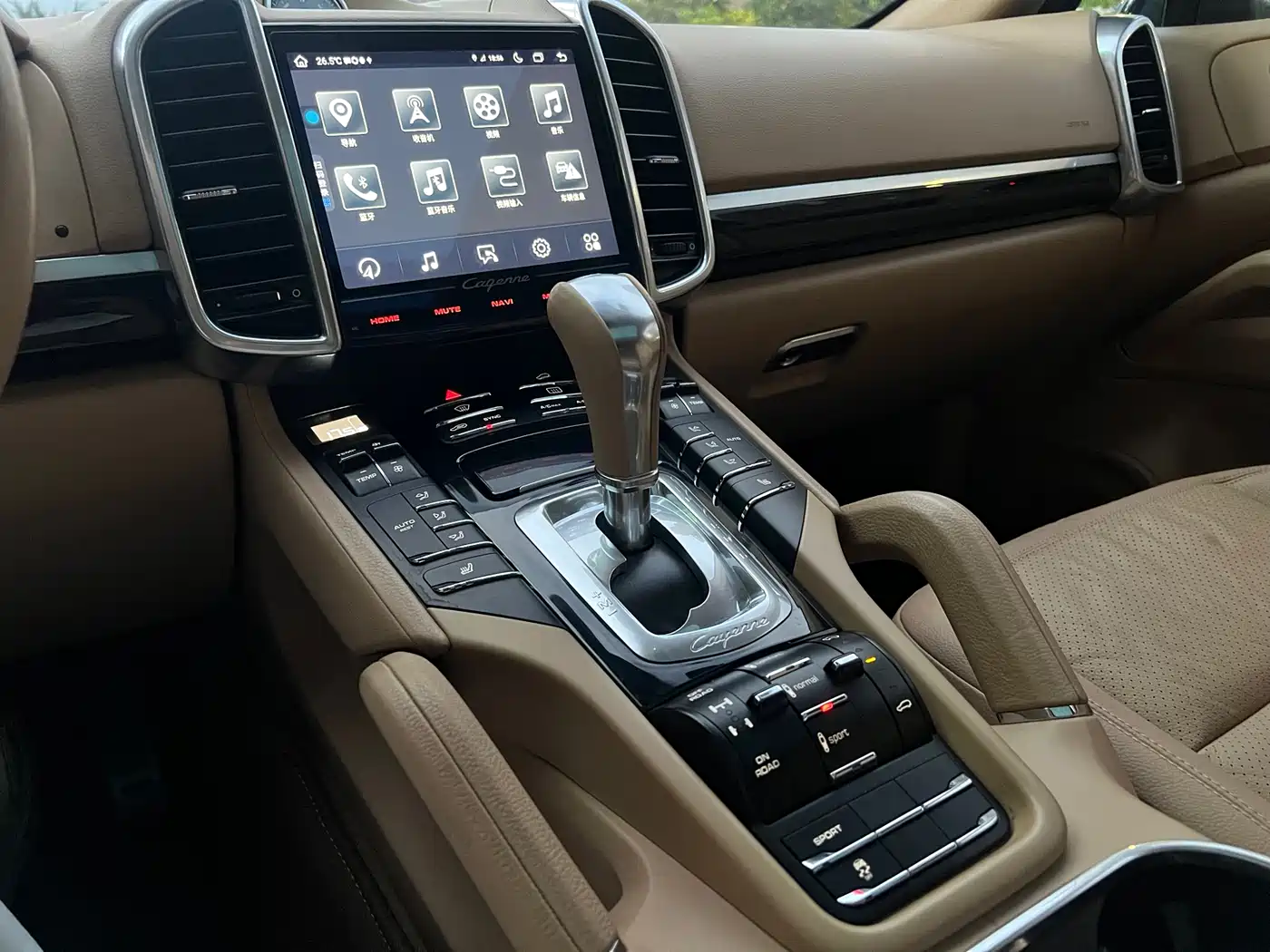 Porsche Cayenne 2011 Cayenne 3.0T фото 36