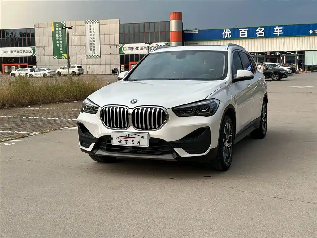 BMW X1 2022 sDrive25Li Leading