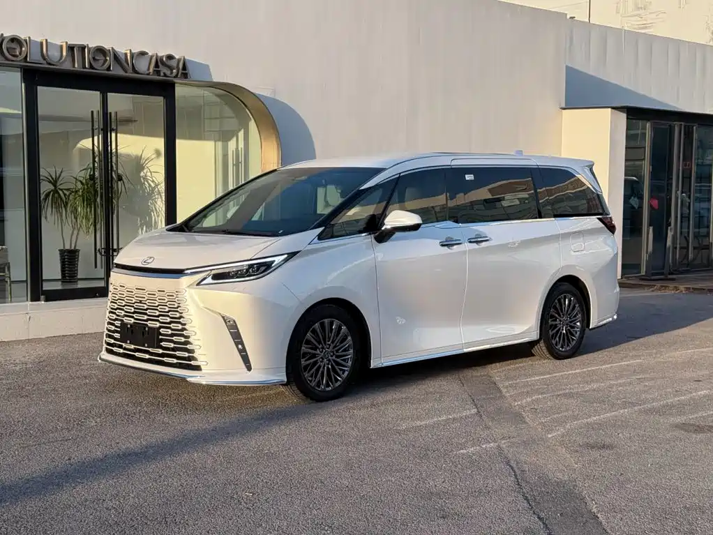Similar car