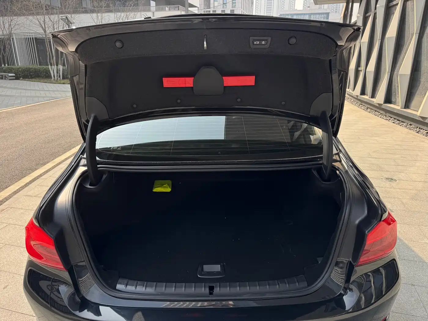 BMW 5 SERIES NEW ENERGY