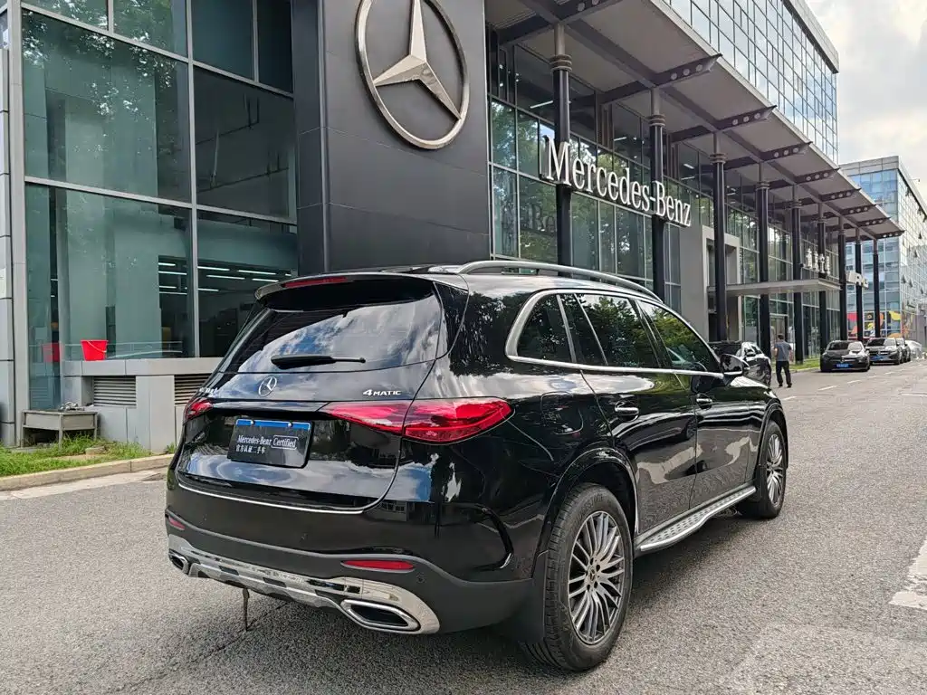 Фото 4 - Mercedes-Benz GLC