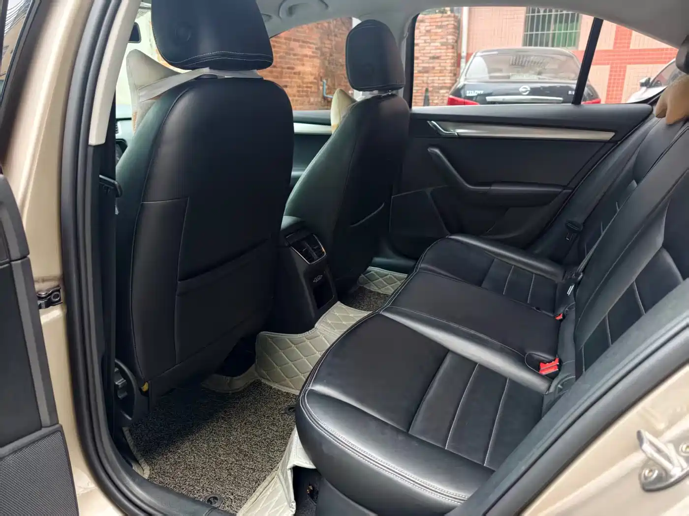 Škoda Octavia 2019 1.5L Automatic Smart Comfort China VI фото 12