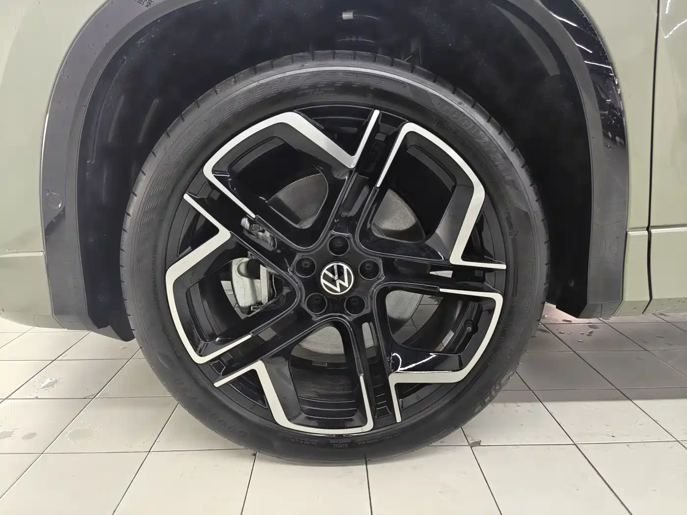 Volkswagen Tayron 2025 2025 Tayron L 380TSI 4WD Luxury