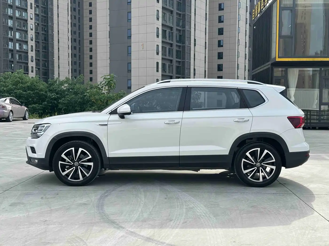 VOLKSWAGEN TUYUE