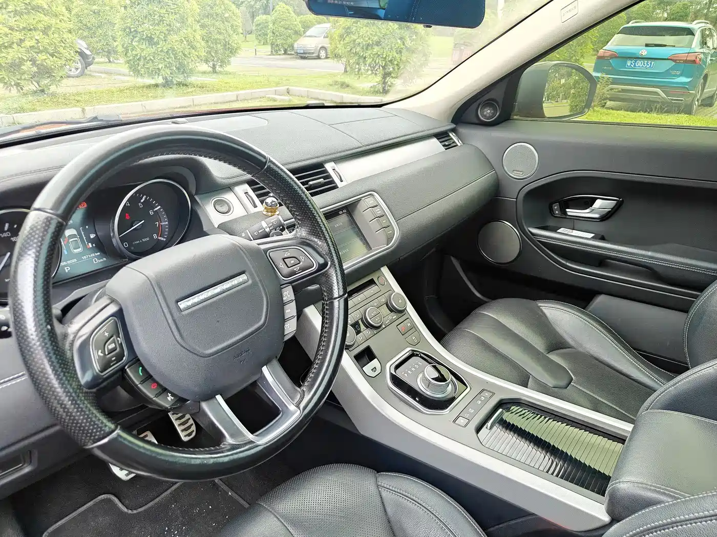 Land Rover Range Rover Evoque 2015 2.0T 5-Door Dynamic Edition фото 13