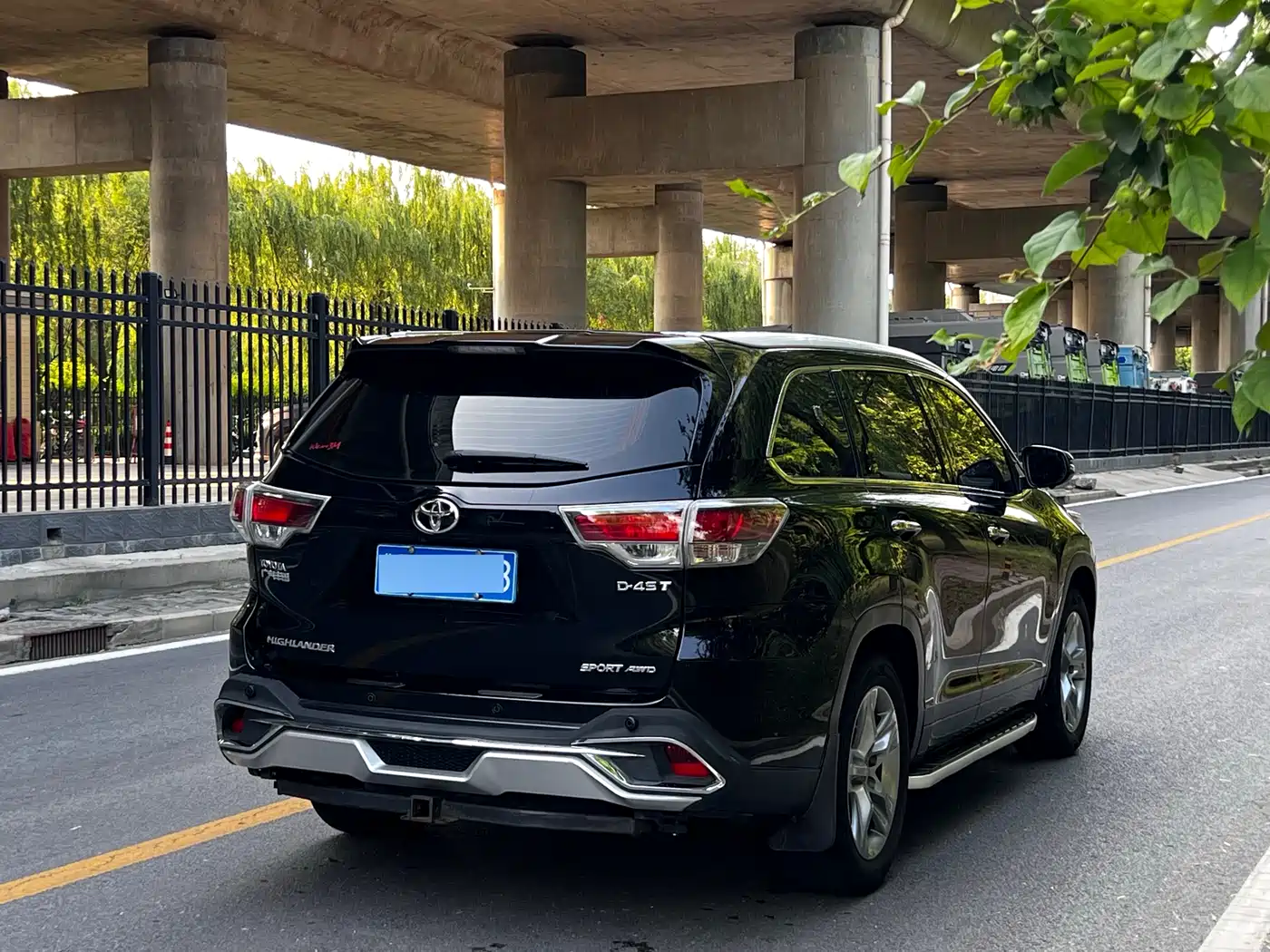 Toyota Highlander 2017 2.0T 4WD Premium 7-Seater фото 19