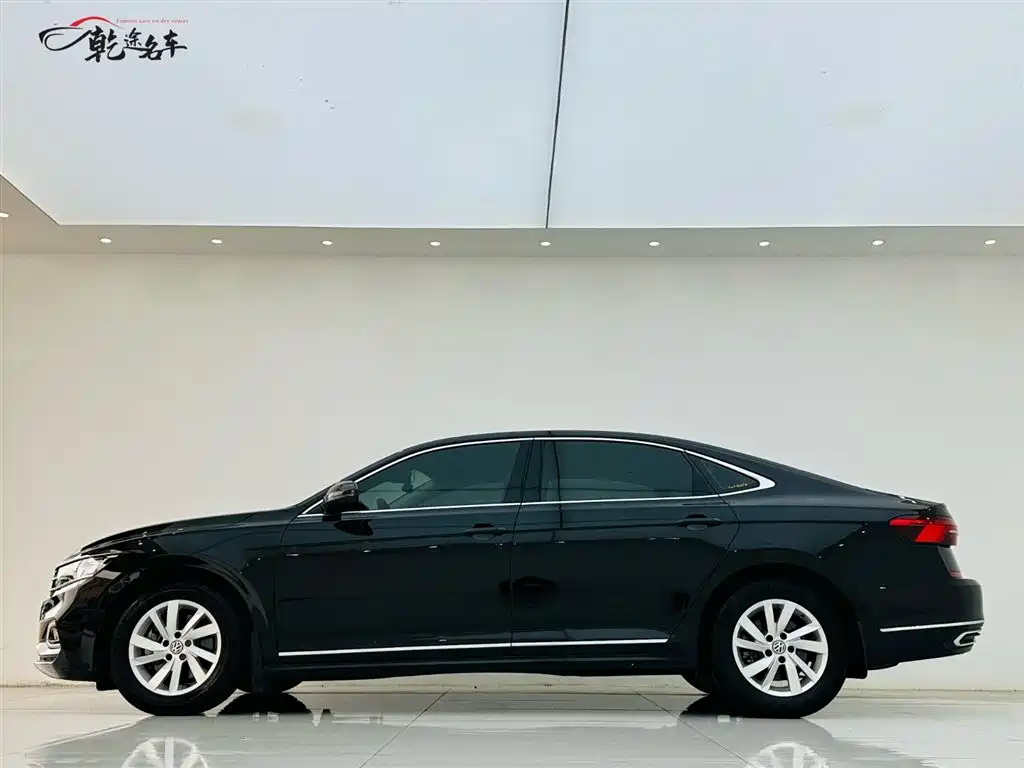 Volkswagen Passat 2019 Model 280TSI Business Edition China VI фото 4