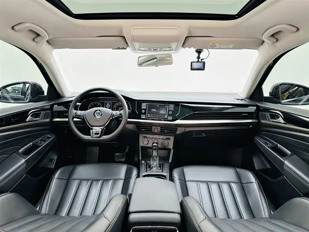 Volkswagen Passat 2019 Model 280TSI Business Edition China VI фото 15