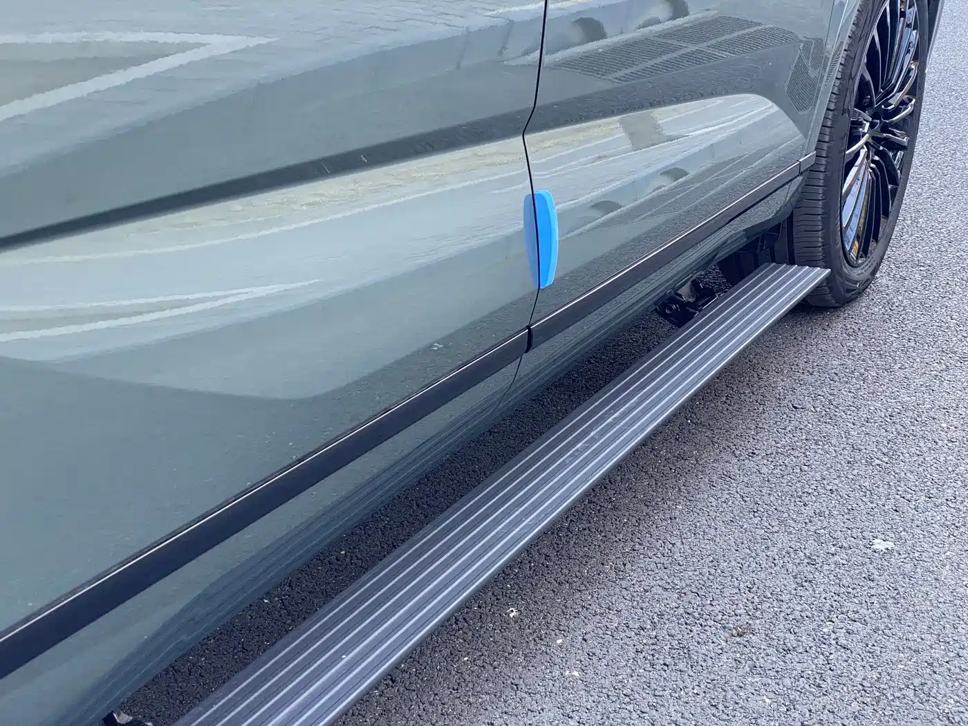 WEI PAI WEI BRAND BLUE MOUNTAIN